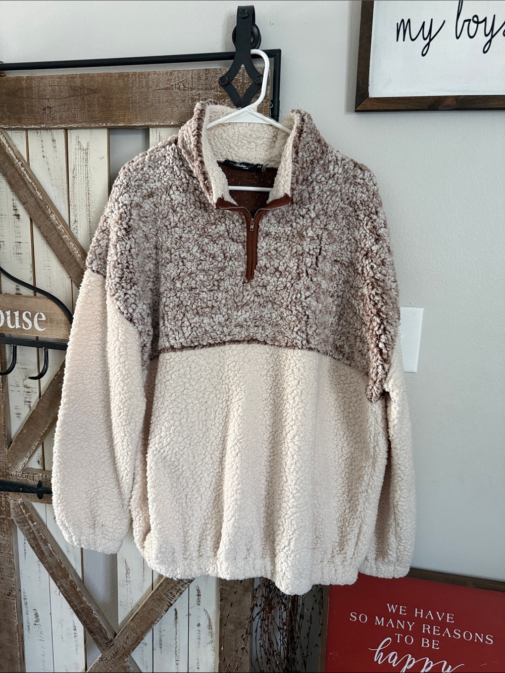 Andree Two-Tone Sherpa Pullover Jacket in Light Brown and Cream